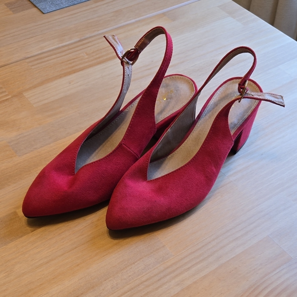 Vintage Style Red Heels